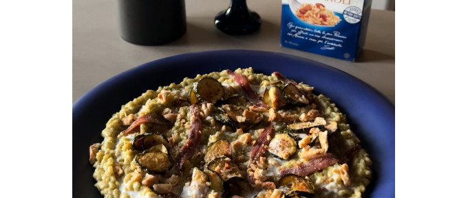 RISOTTO ALLA CREMA DI ZUCCHINE, LATTE DI COCCO ED ERBORINATO