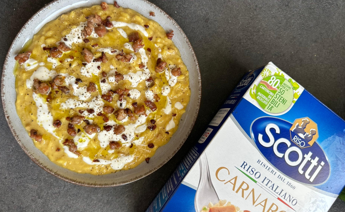 RISOTTO CON ZAFFERANO, SALSICCIA E TALEGGIO 